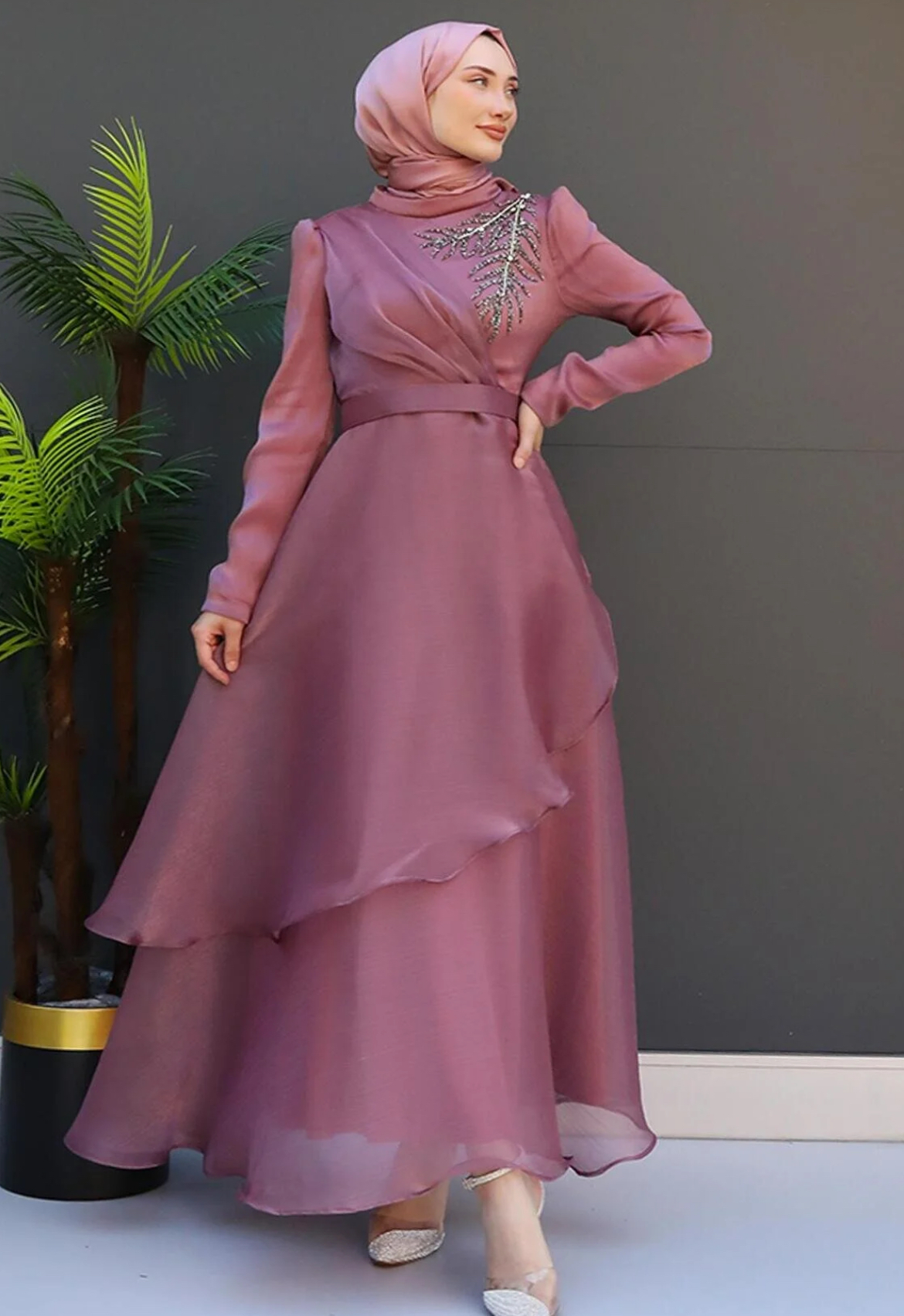 Gül kurusu abiye